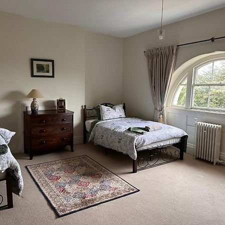 Cressy Hall - Historic Grade II Listed Manor, Gorgeous Topiary Garden Gosberton Экстерьер фото